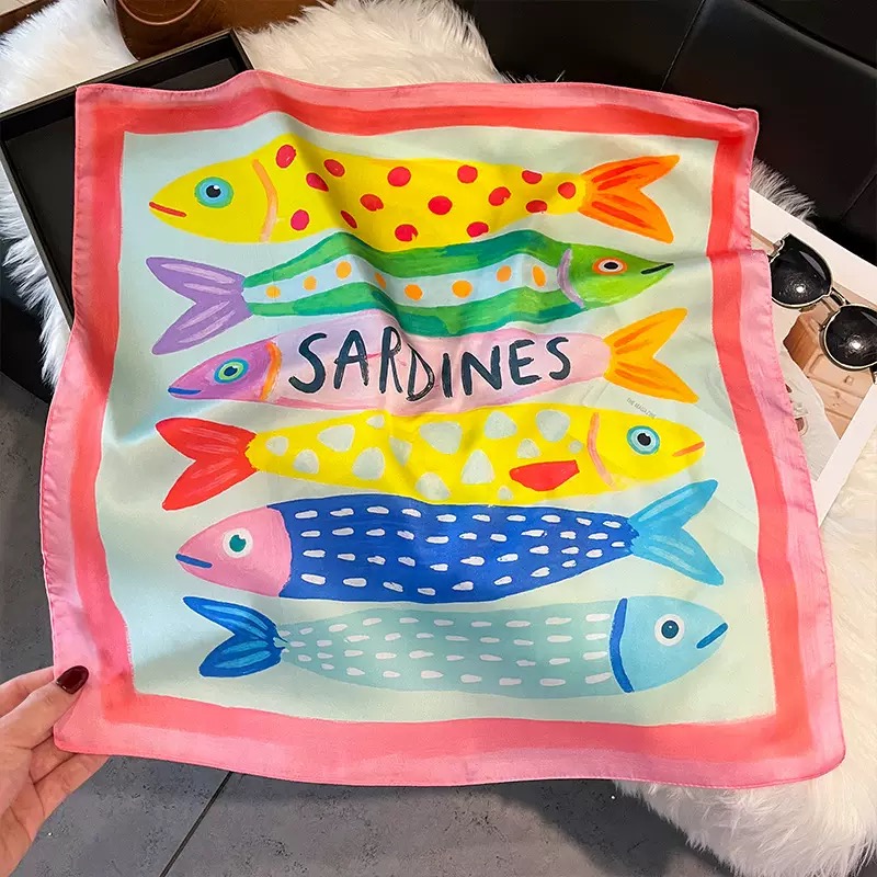 Lenços de Seda Quadrados com E - Face Scarf Mask avaliação e preço